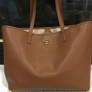 Micheal Kors tote purse